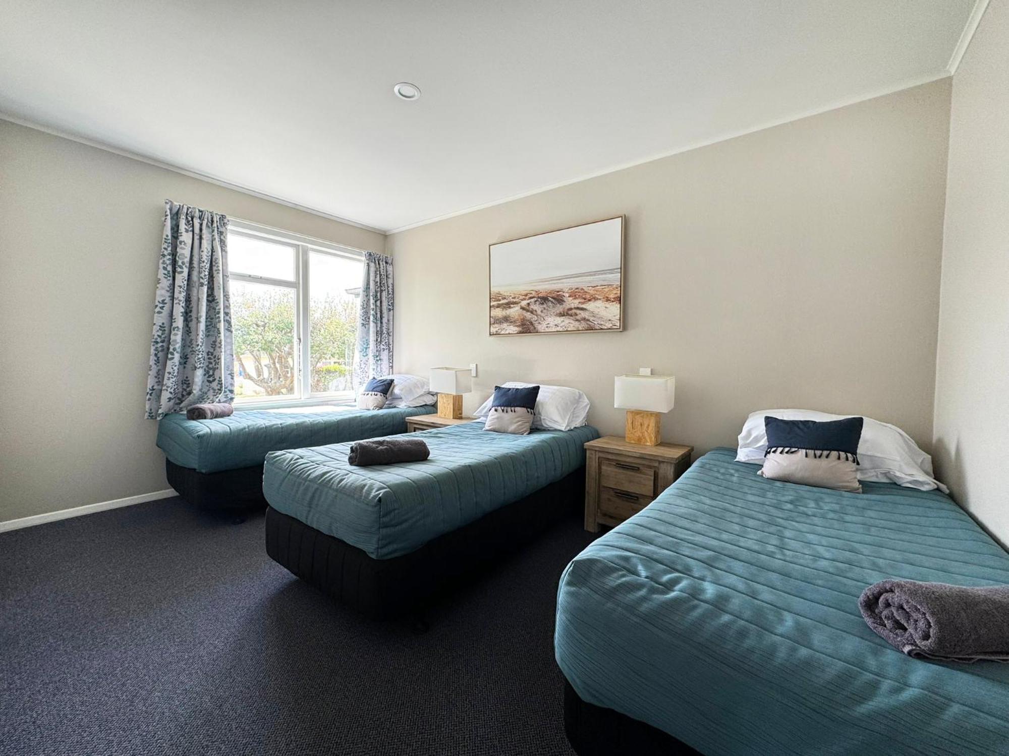 Tahuna Beach Holiday Park Nelson Room photo