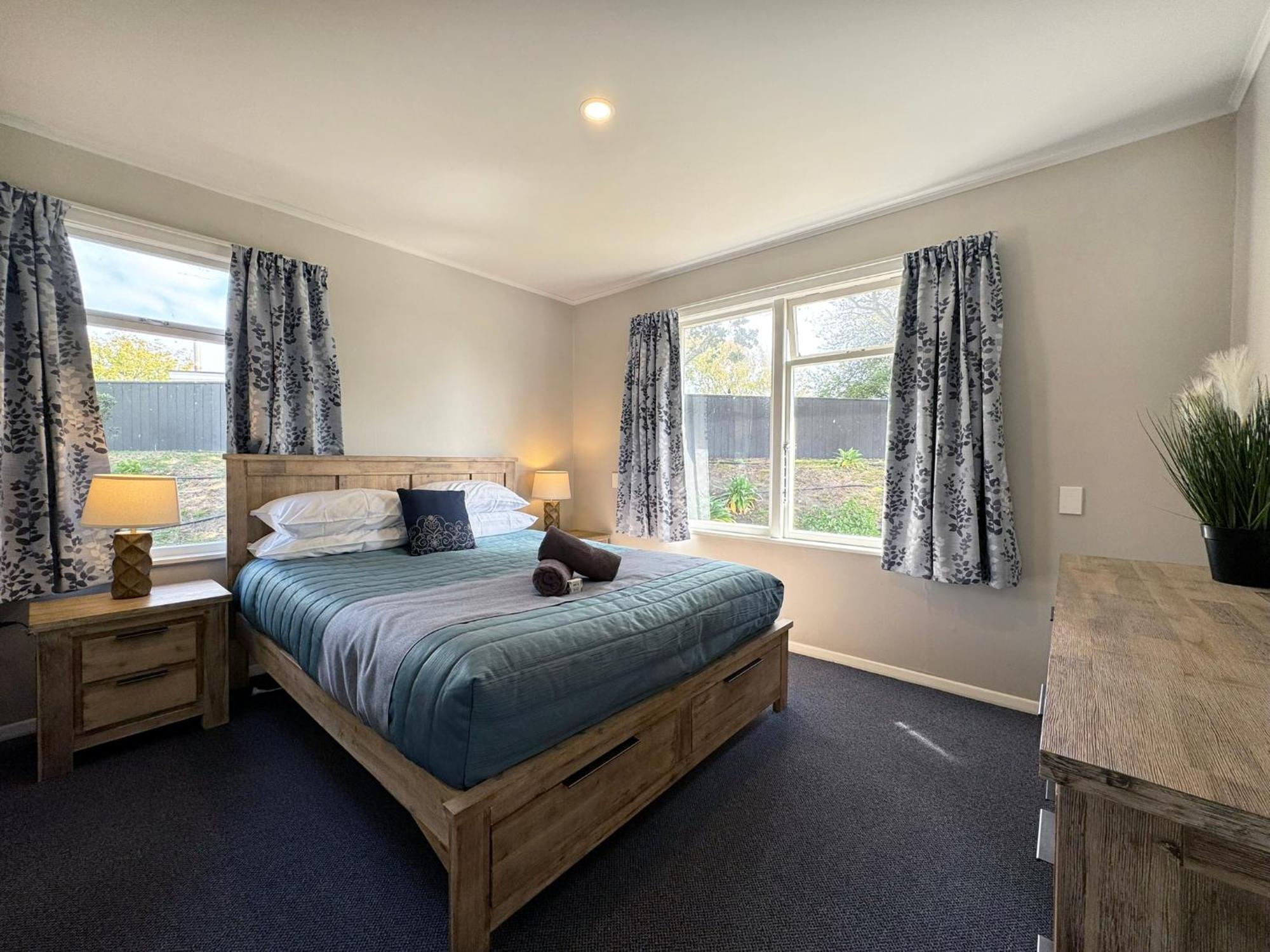 Tahuna Beach Holiday Park Nelson Room photo