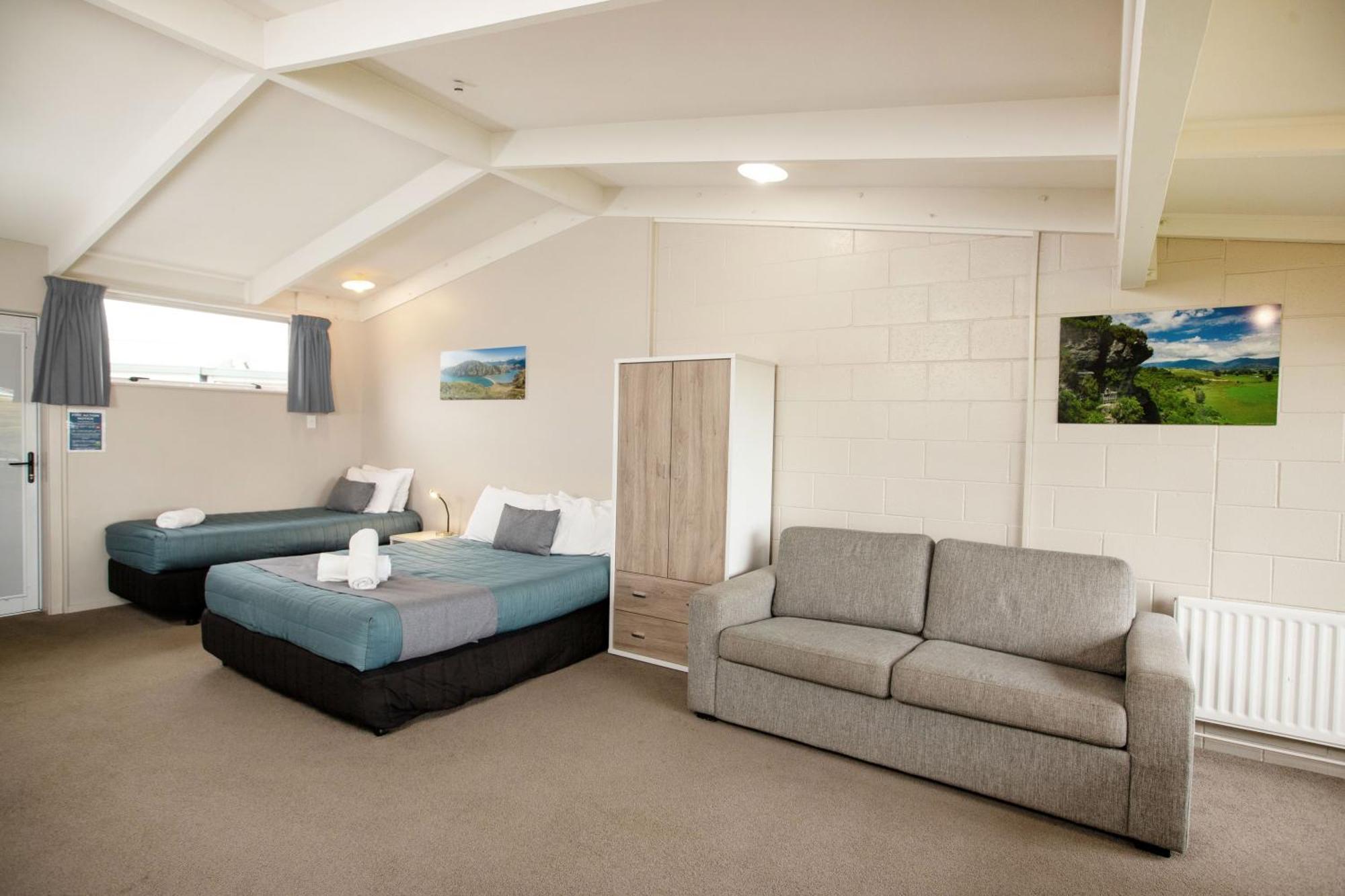 Tahuna Beach Holiday Park Nelson Exterior photo