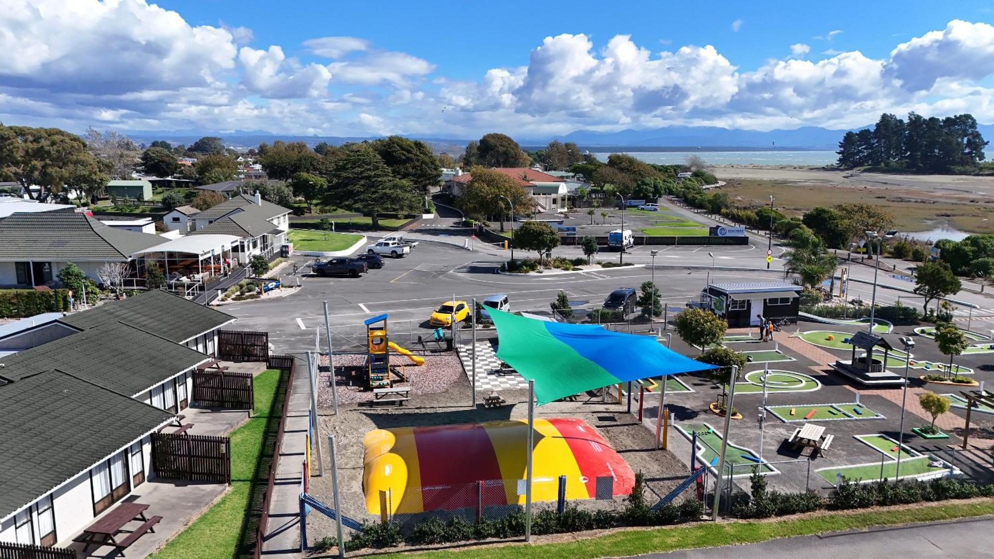 Tahuna Beach Holiday Park Nelson Exterior photo