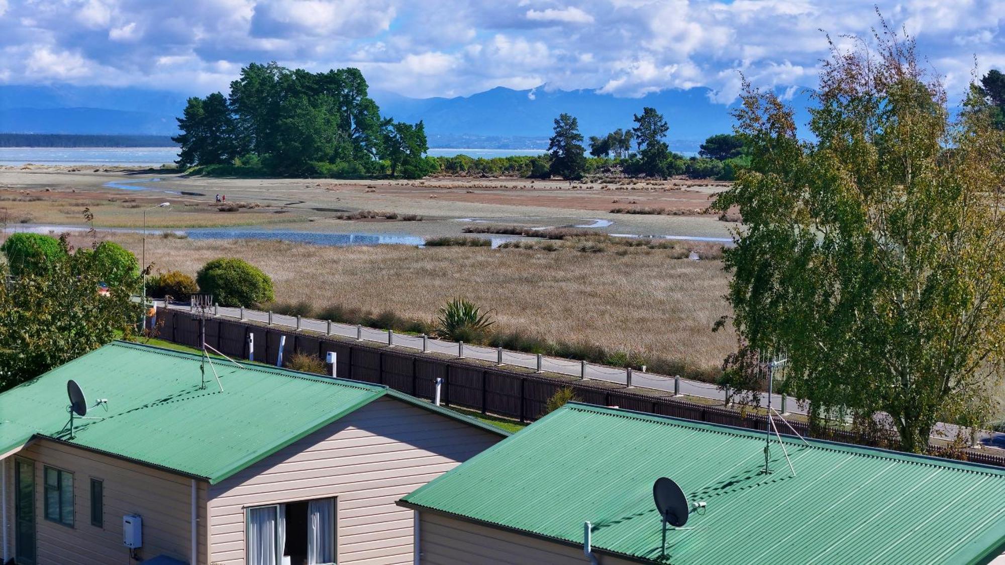 Tahuna Beach Holiday Park Nelson Room photo