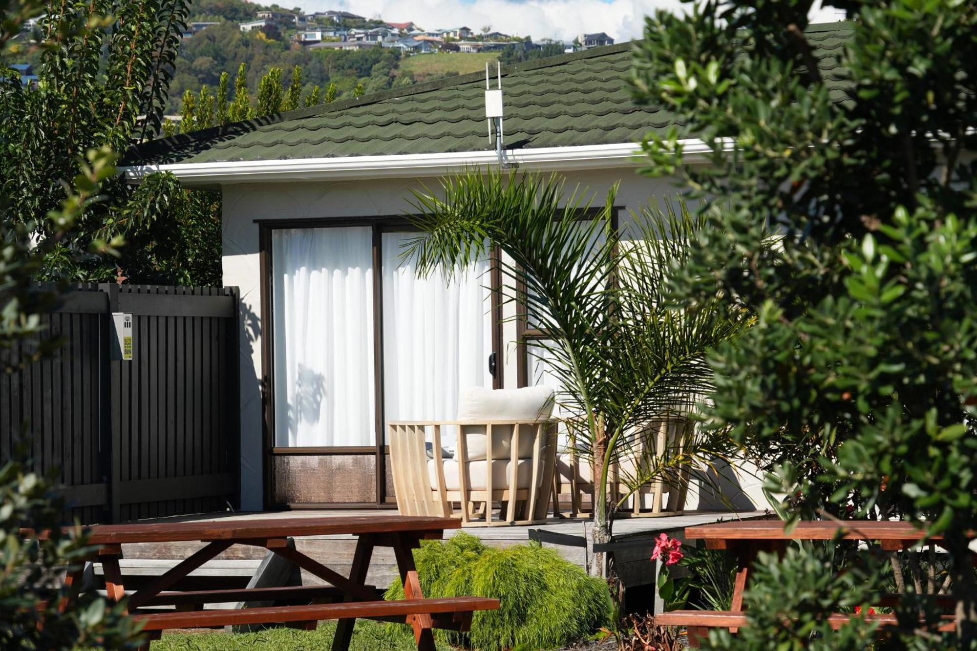 Tahuna Beach Holiday Park Nelson Room photo